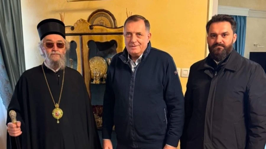 Prva fotografija Dodika nakon operativnog zahvata