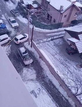 Tuzla: Izgorjelo vozilo