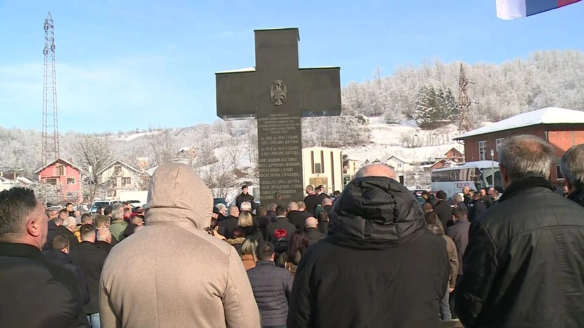 Obilježena godišnjica stradanja Srba u Kravici, ni nakon 32 godine nema odgovornosti