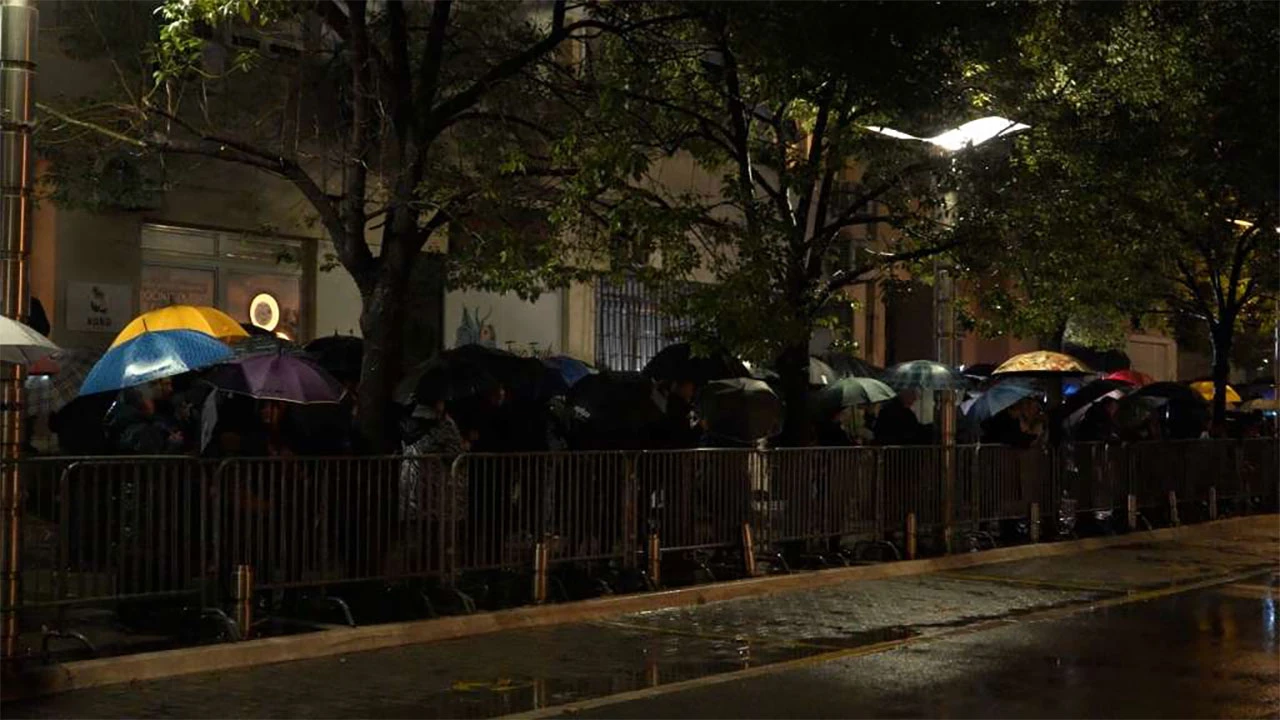 Tisuće prosvjednika u Podgorici tražile ostavke čelnika