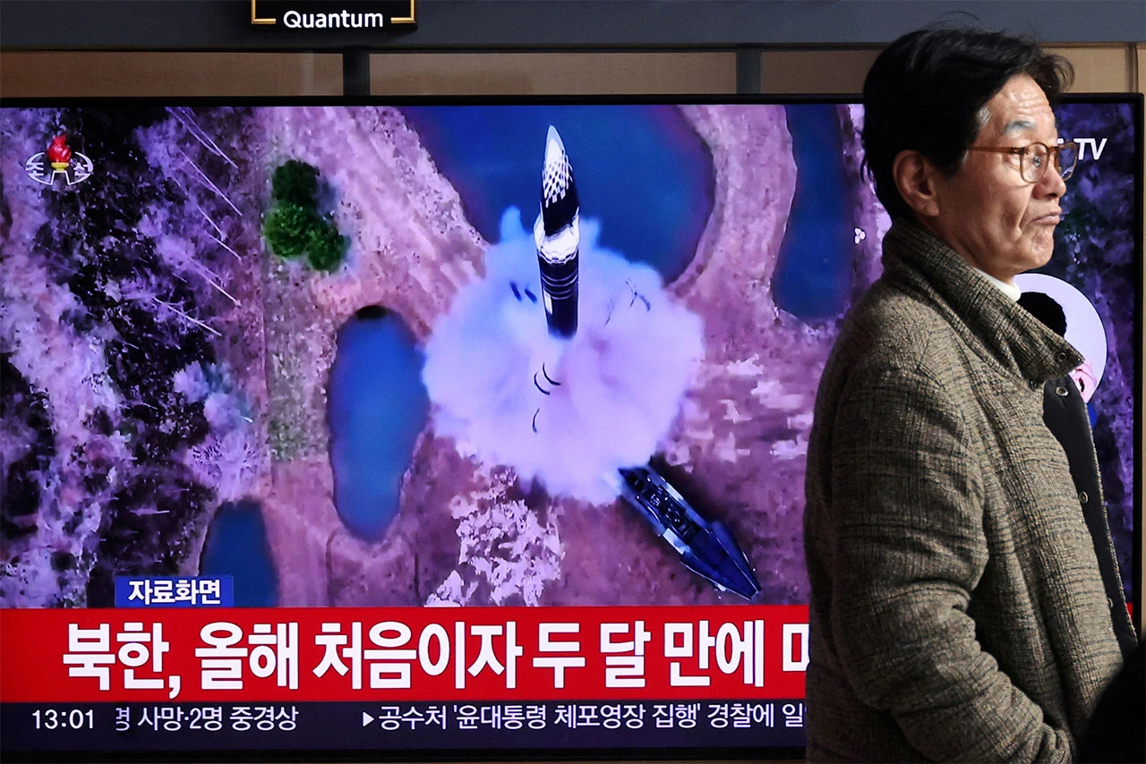 Za vrijeme Blinkenova posjeta Seulu Sjeverna Koreja ispalila raketu srednjeg dometa