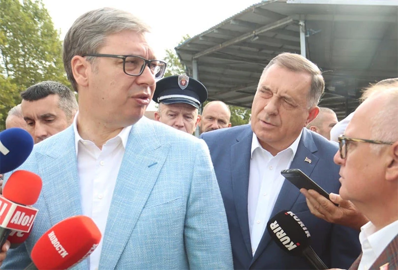 Vučić čestitao RS-u: Ne razumiju bit srpskog naroda