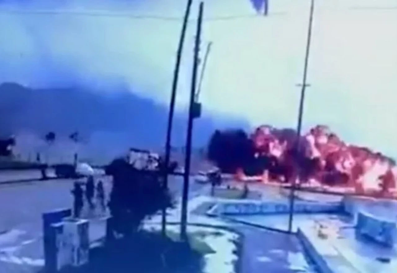 VIDEO: Prizori užasa - avion skliznuo prilikom slijetanja i završio na plaži