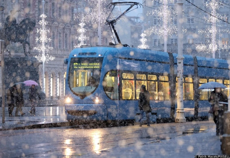 Snijeg pada u Zagrebu: Stiže i nama 