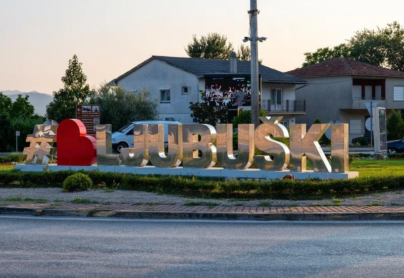  Ljubuški raspisao poziv za dodjelu nagrada za najuspješnije studente