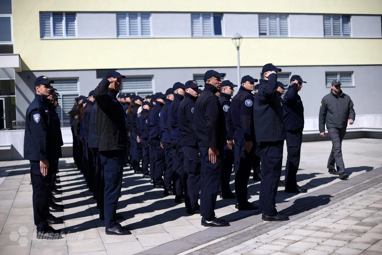 Kronični nedostatak policajaca: Može li mladi kadar zamijeniti dugogodišnje iskustvo? 