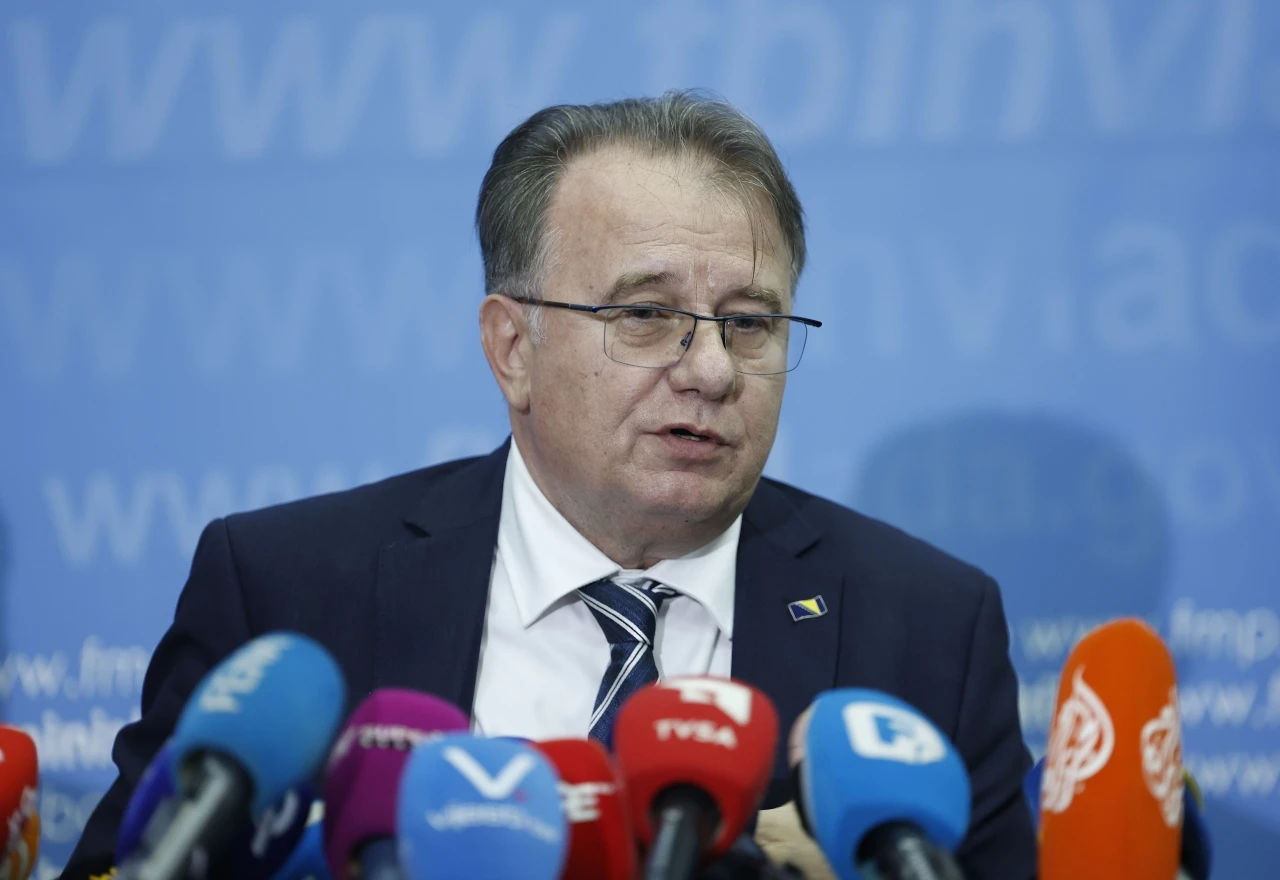 Oglasio se Nikšić: Nema promjena po pitanju prijave i odjave radnika