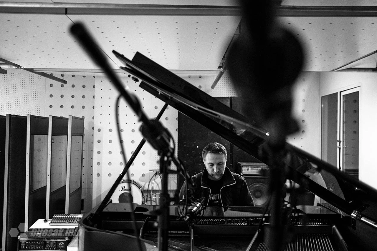 Mostarski glazbenik Dario Lukić snimio solo album u Muzičkom Centru Pavarotti