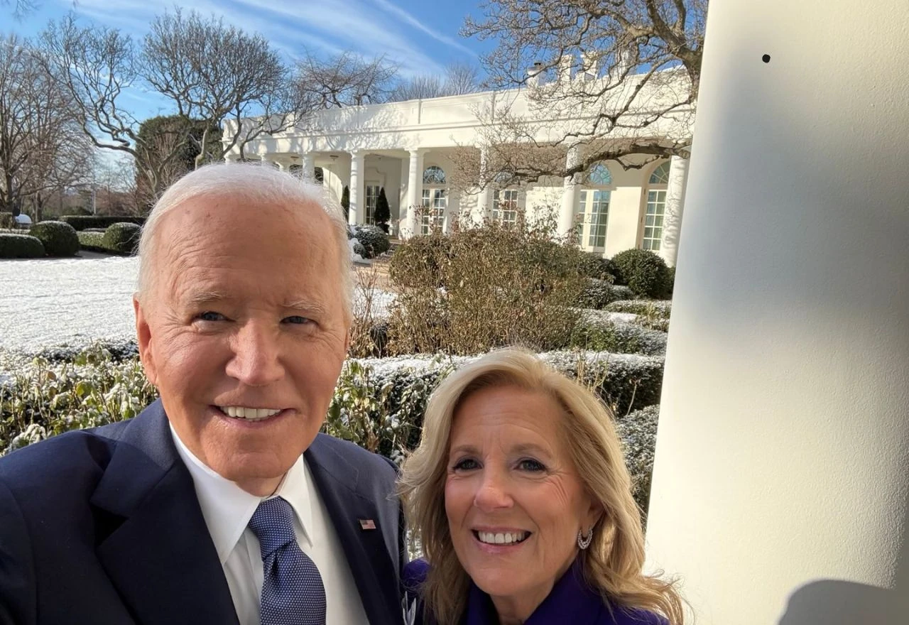 Joe Biden u posljednjim minutama pomilovao članove svoje obitelji