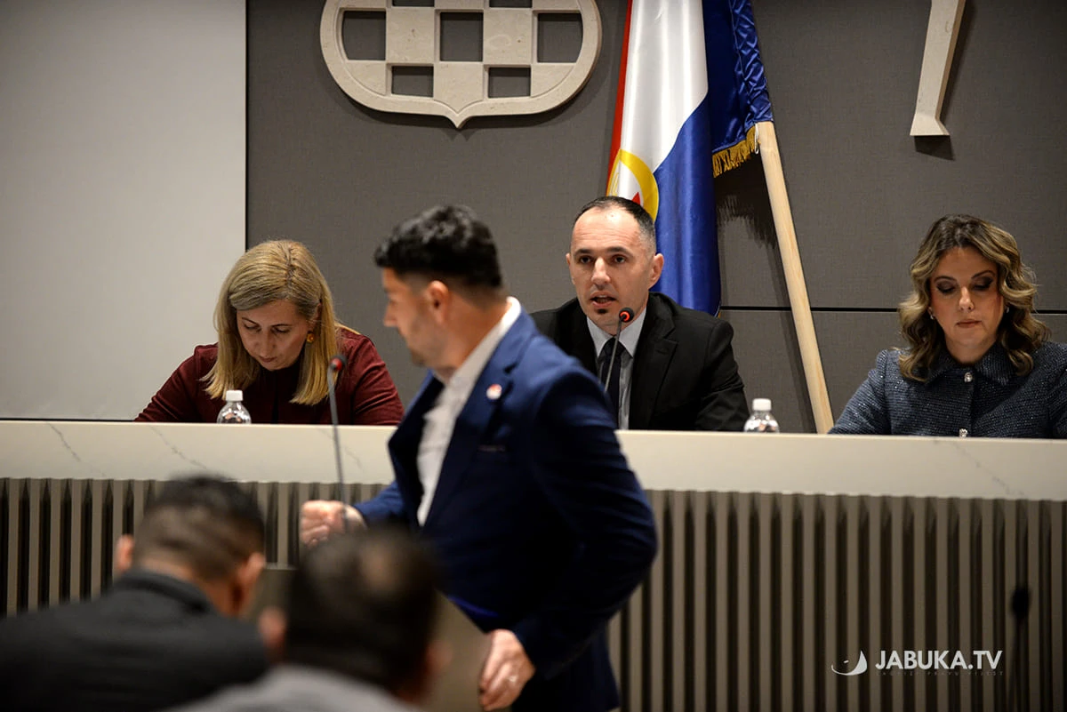 Sjednica Skupštine ŽZH - Zaiskrilo na početku, izglasani novi ministri u Vladi 