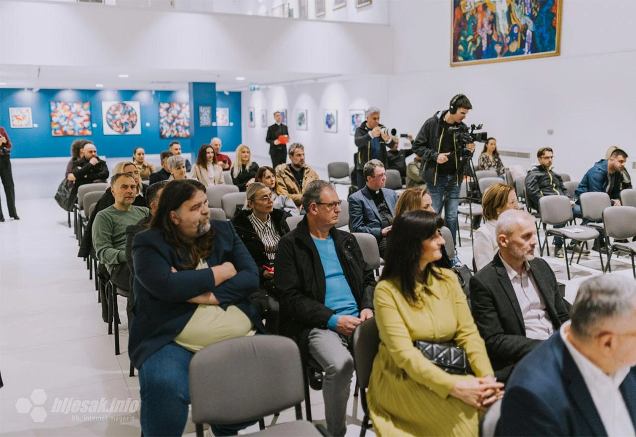 FOTO| Biskupski ordinarijat okupio medijske djelatnike: Komunikacija treba prenositi nadu, ne strah