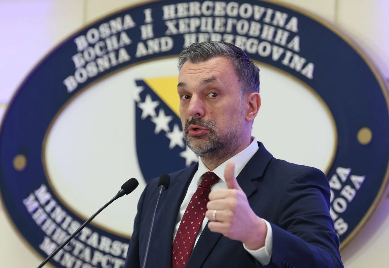 Konaković i Dodik: Obračun na društvenim mrežama