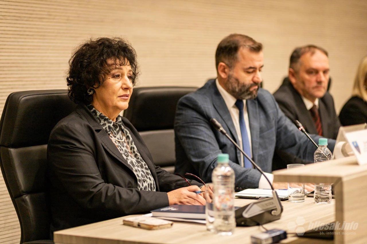 Sjednica Skupštine: Zaključci o obrazovanju - žurno, ali bez rokova