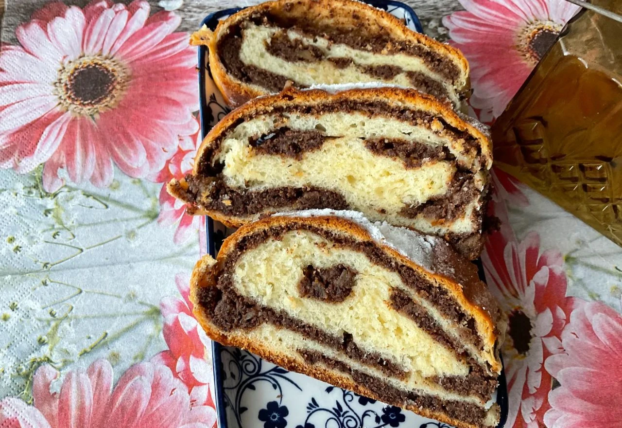 Imamo recept za nevjerojatno sočnu štrudlu s rogačem i jabukama