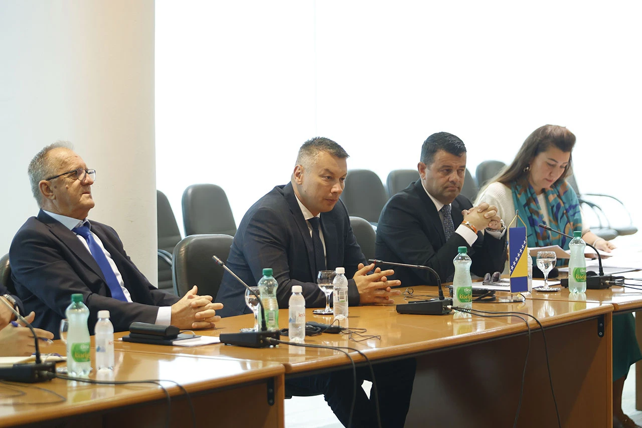 Razriješeni svi savjetnici i šef Nešićevog ureda