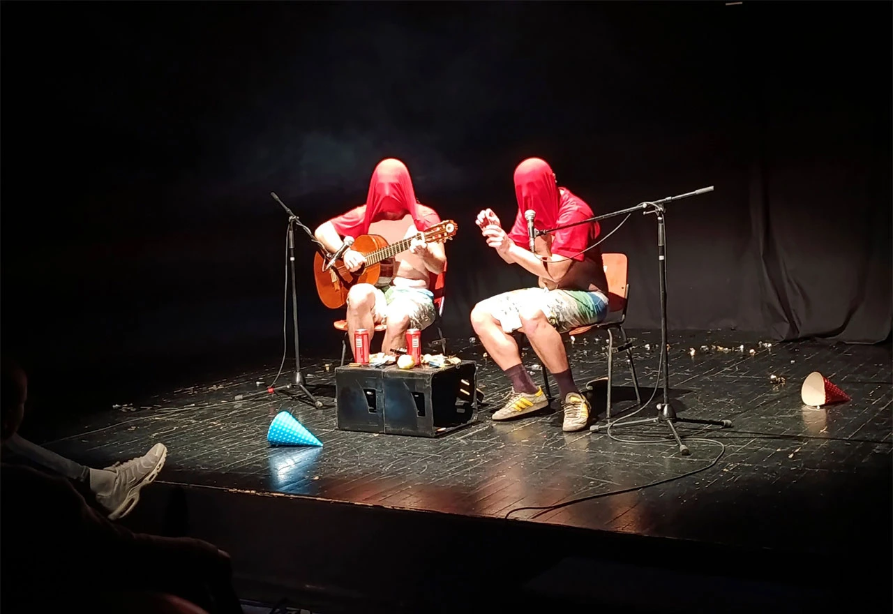Festival TIFBU 2024 zatvoren uz satiru, glazbu i ovacije publike