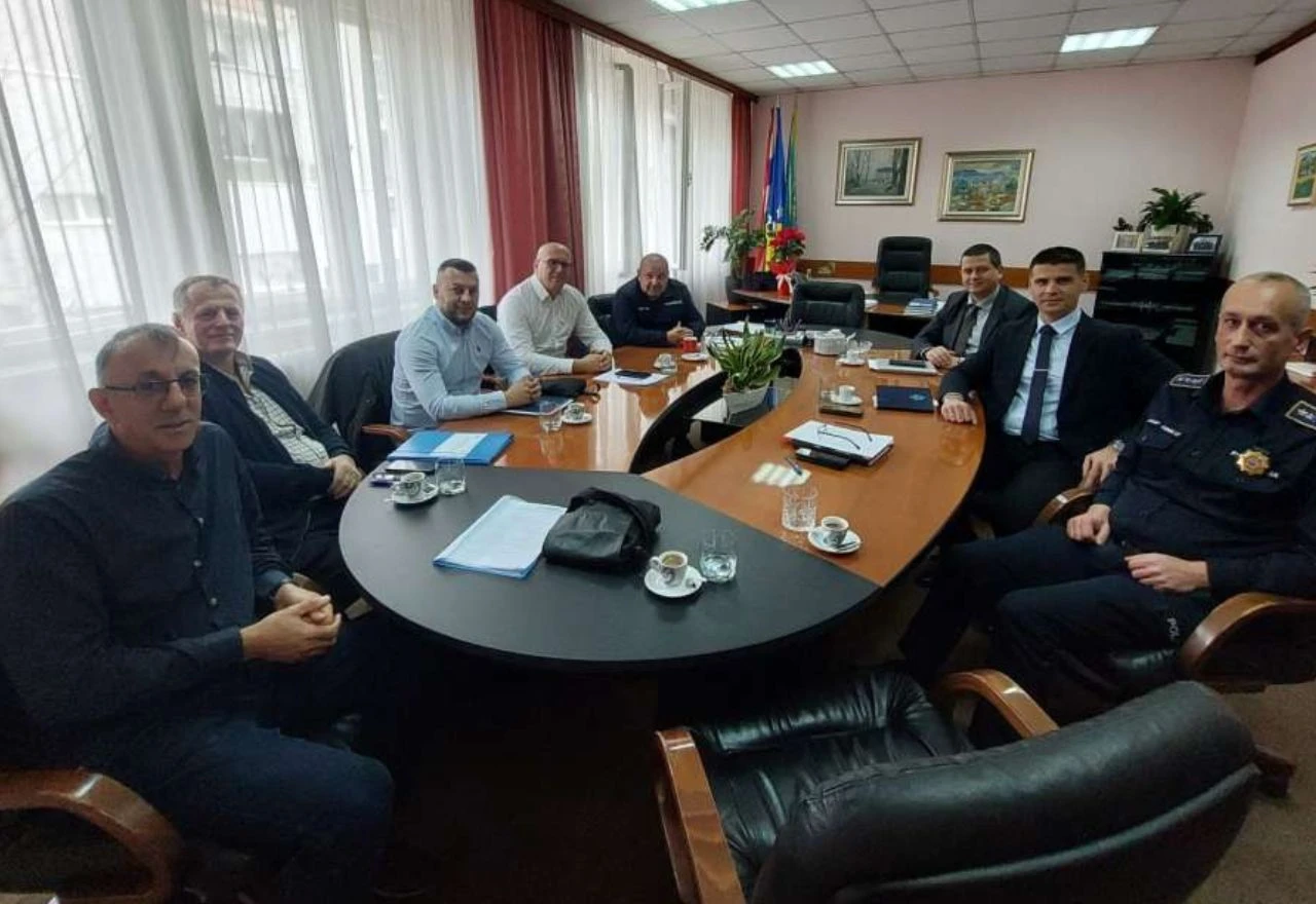 Počeli pregovori o novom kolektivnom ugovoru za policiju u HNŽ-u