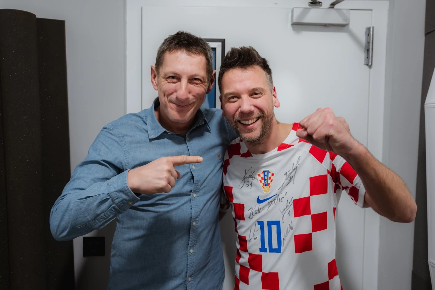 Novi Bullhit Antene Zagreb pred finale u Oslu: Luka Bulić i Mirza Džomba udružili snage!