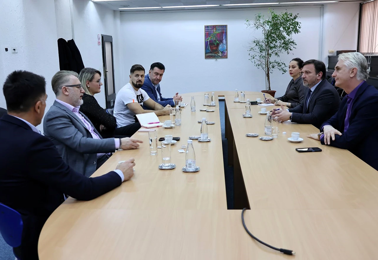 Ministar Hasičević traži istragu: Jesu li trgovci u BiH dogovorili poskupljenja?