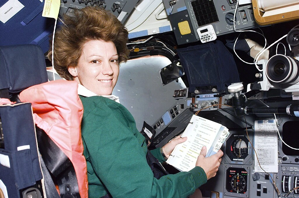 Eileen Collins - Prva žena koja je upravljala Space Shuttleom