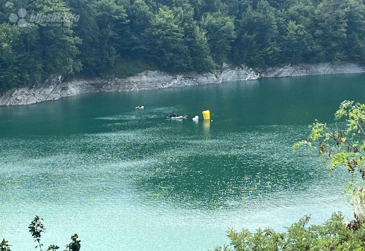 Nestao ribar na Jablaničkom jezeru: GSS Jablanica u potrazi za 55-godišnjakom