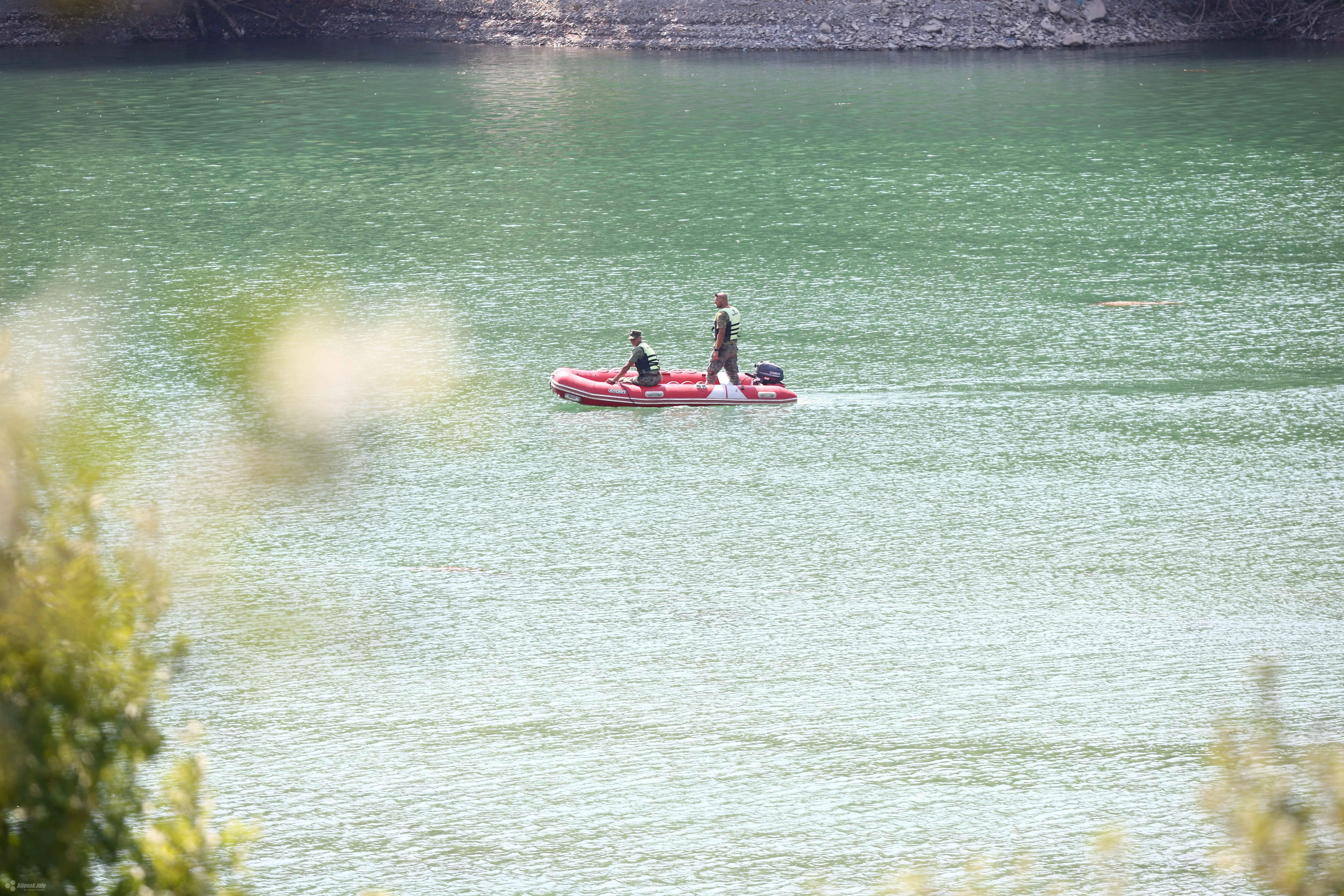 Nastavljena potraga za nestalim ribarom na Jablaničkom jezeru