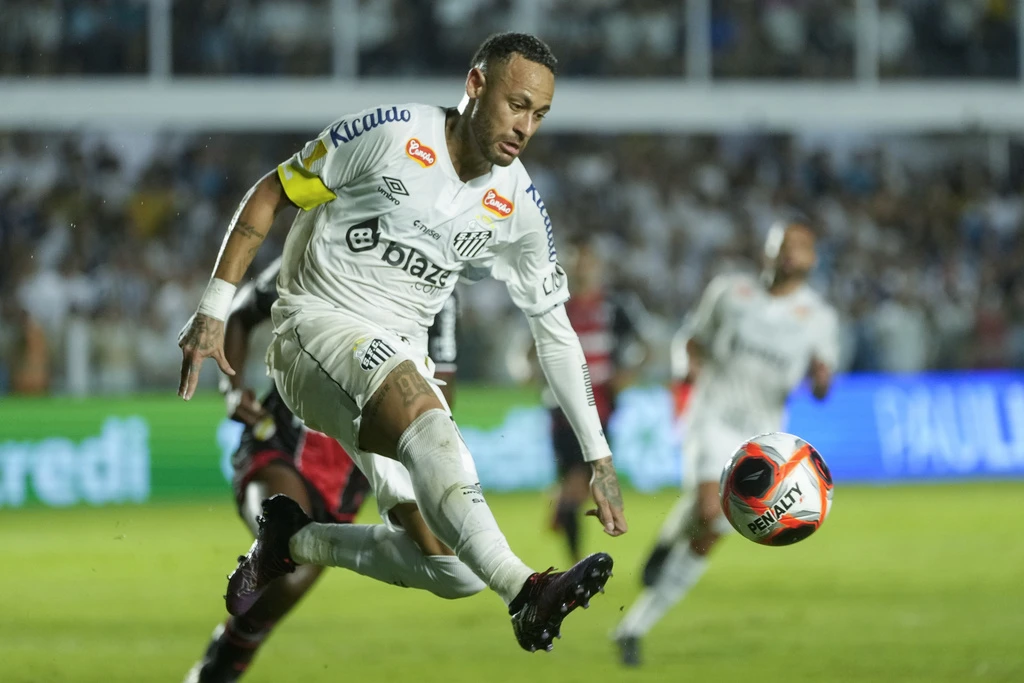 VIDEO I Neymar zaigrao za Santos, prva lopta ga pogodila gdje najviše boli