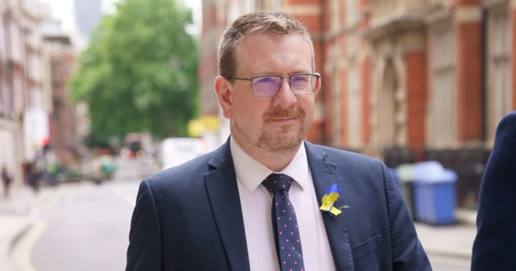 Britanski ministar smijenjen nakon što je vrijeđao umirovljenicu