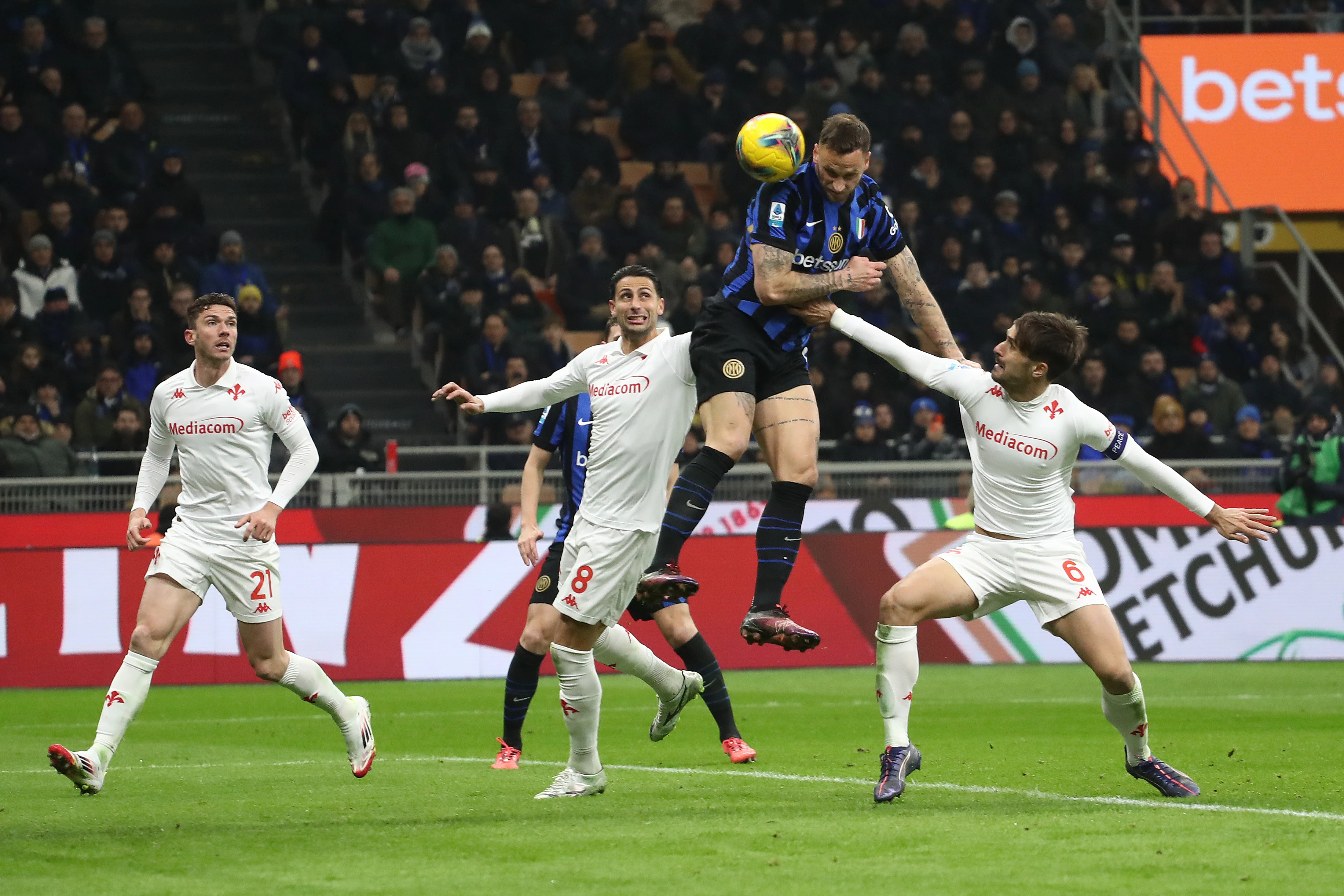 VIDEO I Inter svladao Fiorentinu, autogol Pongračića