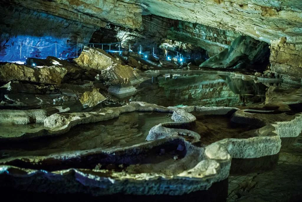 Uspješna godina iza nas: Vjetrenica upisana na UNESCO-vu listu, zaštićena sevdalinka