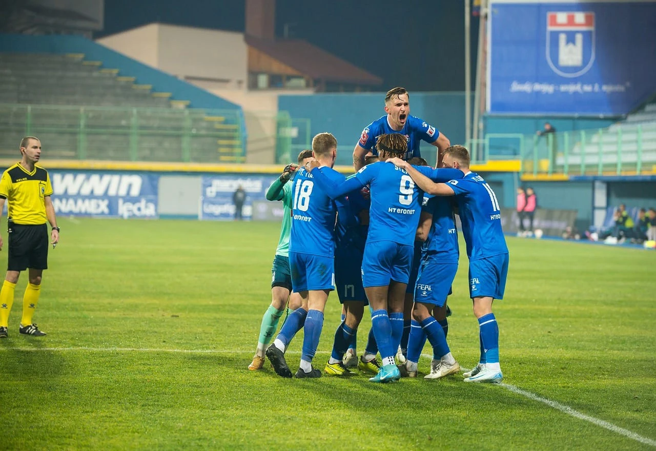Široki potvrdio transfer napadača u klub iz Srbije 