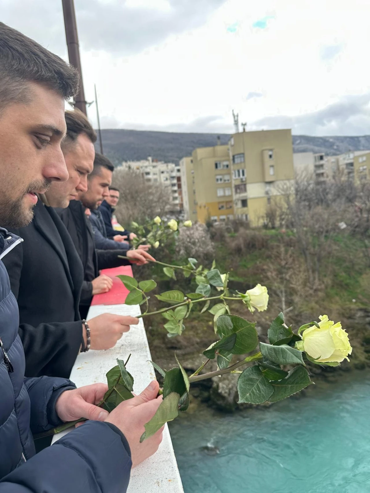 Mostar: Sedam ruža za sedam mučenika