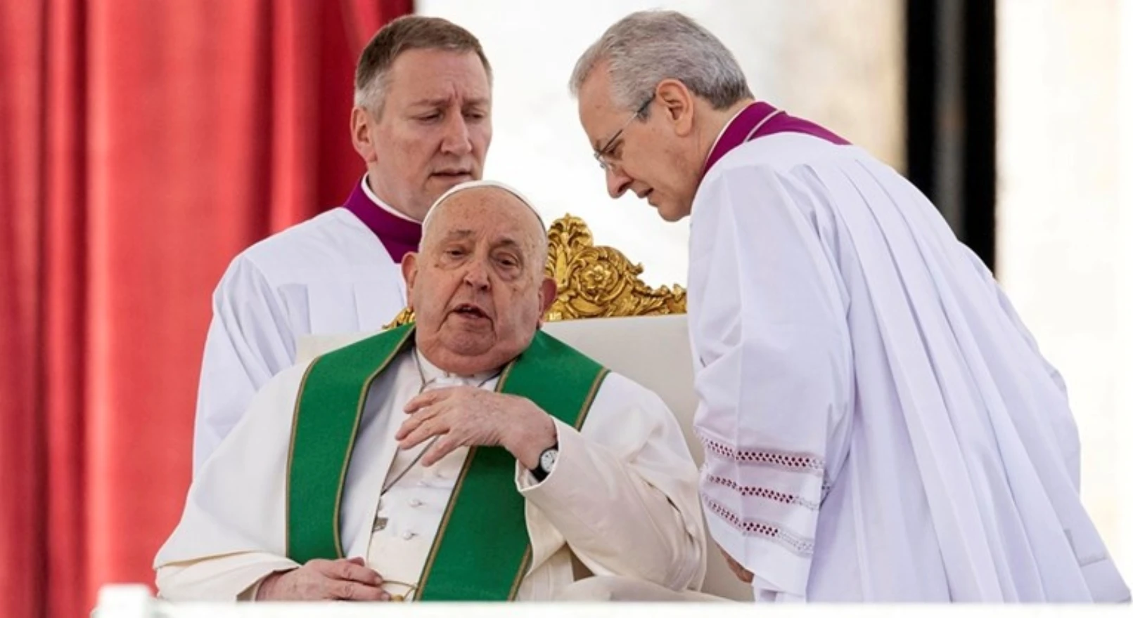 Papa Franjo završio u bolnici