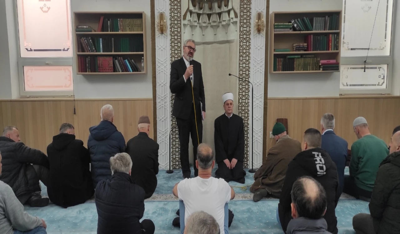 Islamska zajednica stradalim u poplavama uručila 450.000 KM