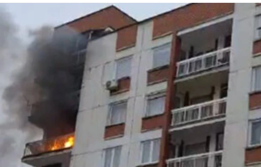 Stanari zgrade ugasili požar na četvrtom katu