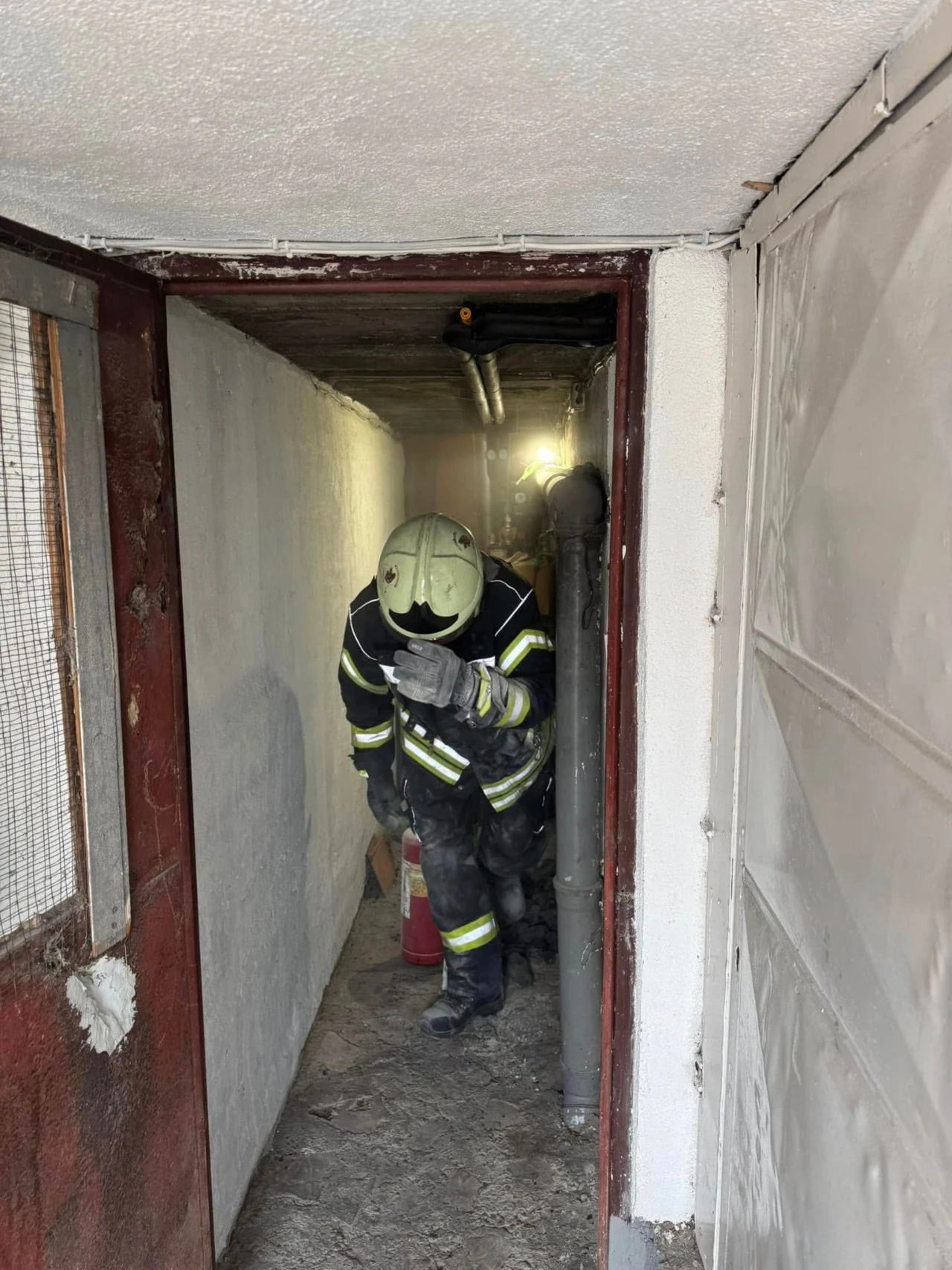 Mostar: Vatrogasci gasili požar na dimnjaku