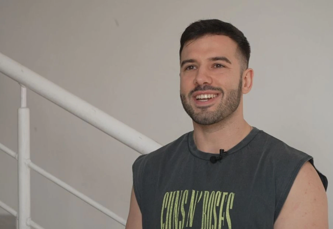 Modni influencer hercegovačkih korijena natječe se na Dori 