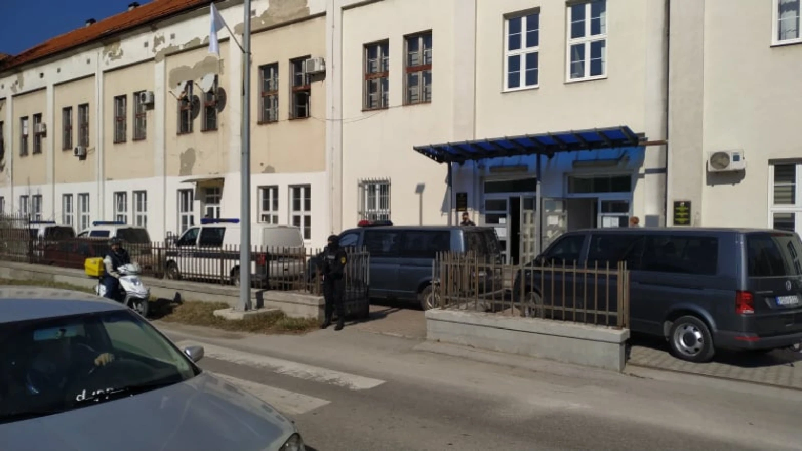 Podignuta optužnica protiv muškarca koji je čakijom pokušao ubiti ženu