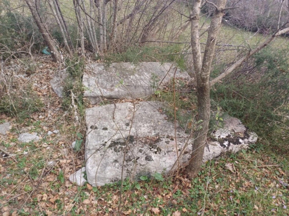 Kod Mostara pronađena nova nekropola koja broji 102 stećka