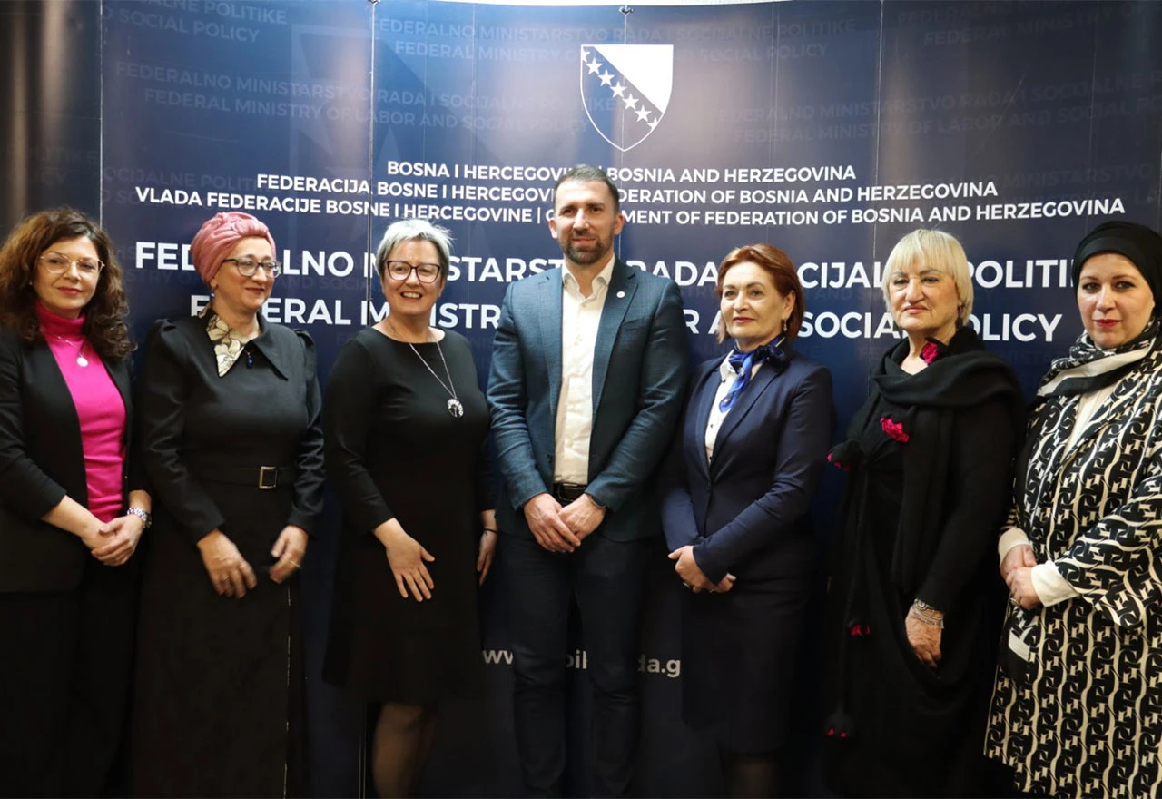 Žrtve nasilja dobijaju financijsku potporu: Prikupljeno 30.000 KM za program pomoći ženama koje napuštaju sigurne kuće