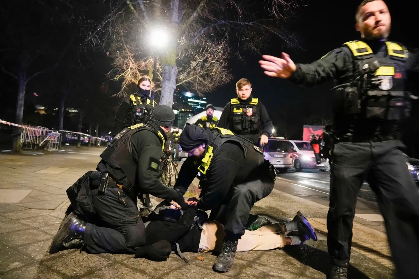 Napad nožem kod Spomenika holokausta u Berlinu: Uhićen osumnjičenik