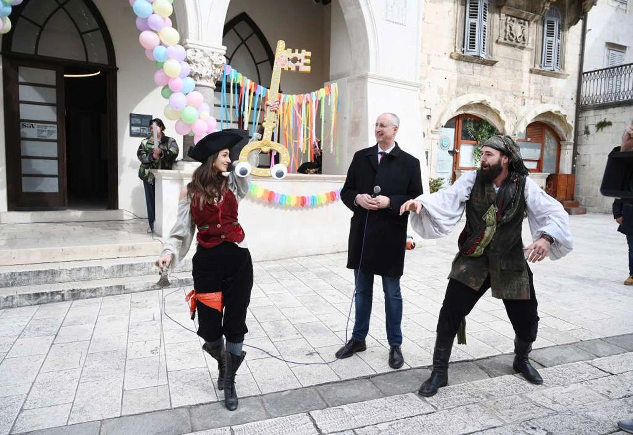 Maškare u Splitu preuzele ključeve grada