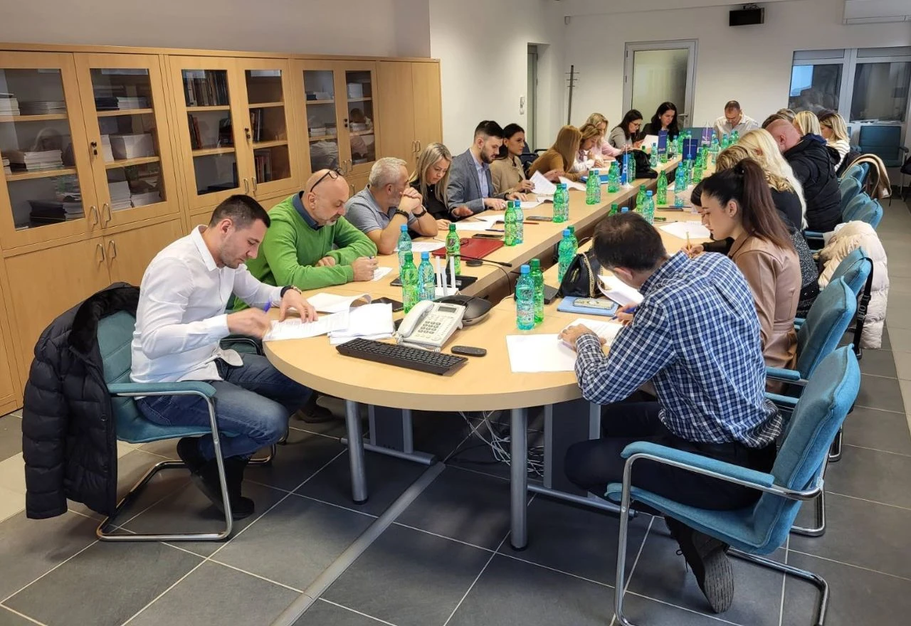 FBiH: ZZJZ organizira i provodi različite oblike edukacija za zdravstvene radnike