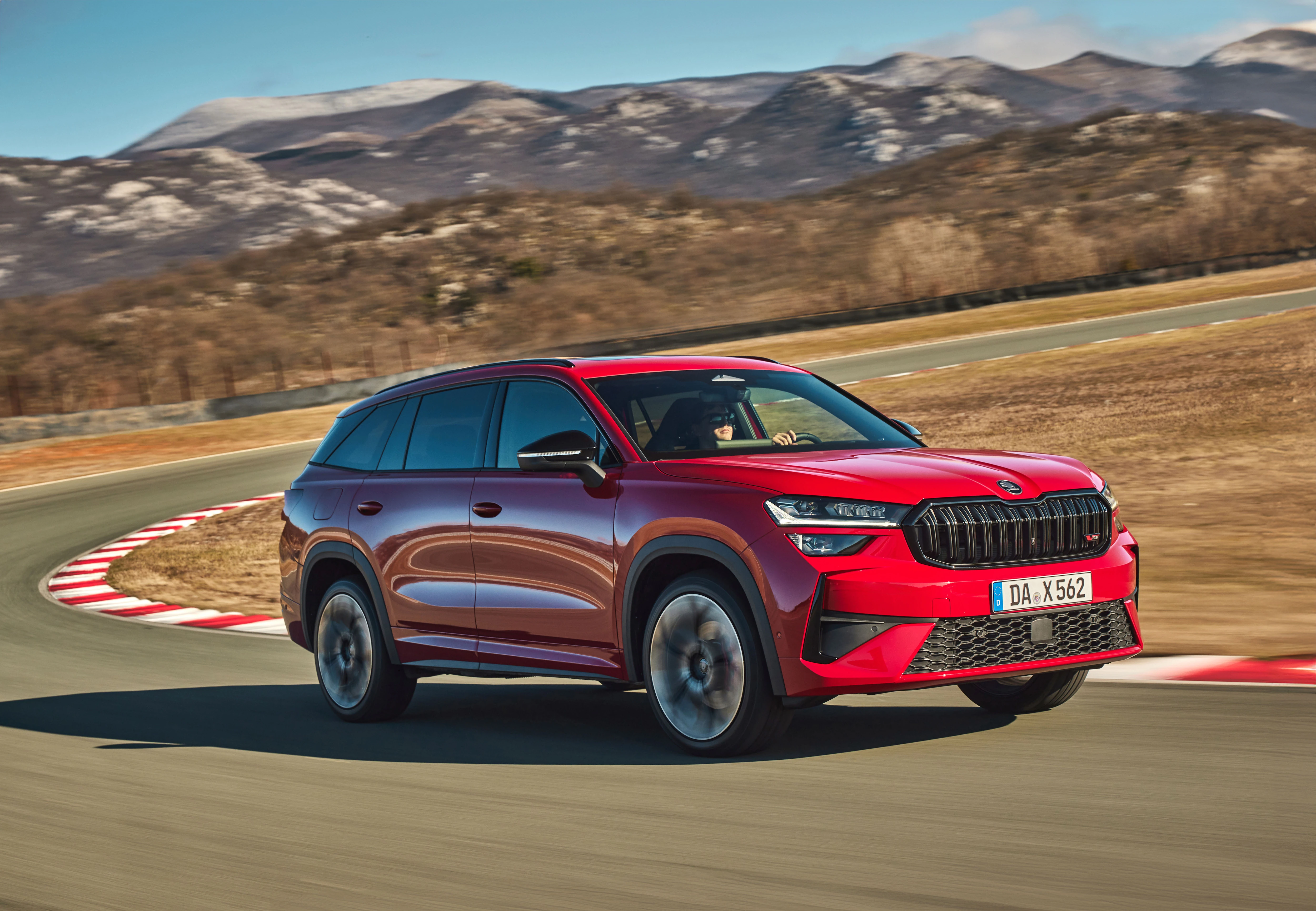 Vozili smo novi Kodiaq RS: Sportski SUV koji opravdava svoju značku 
