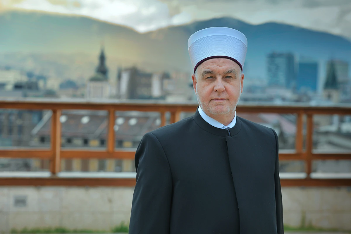 Poglavar Islamske zajednice u BiH reis Kavazović moli za papu Franju