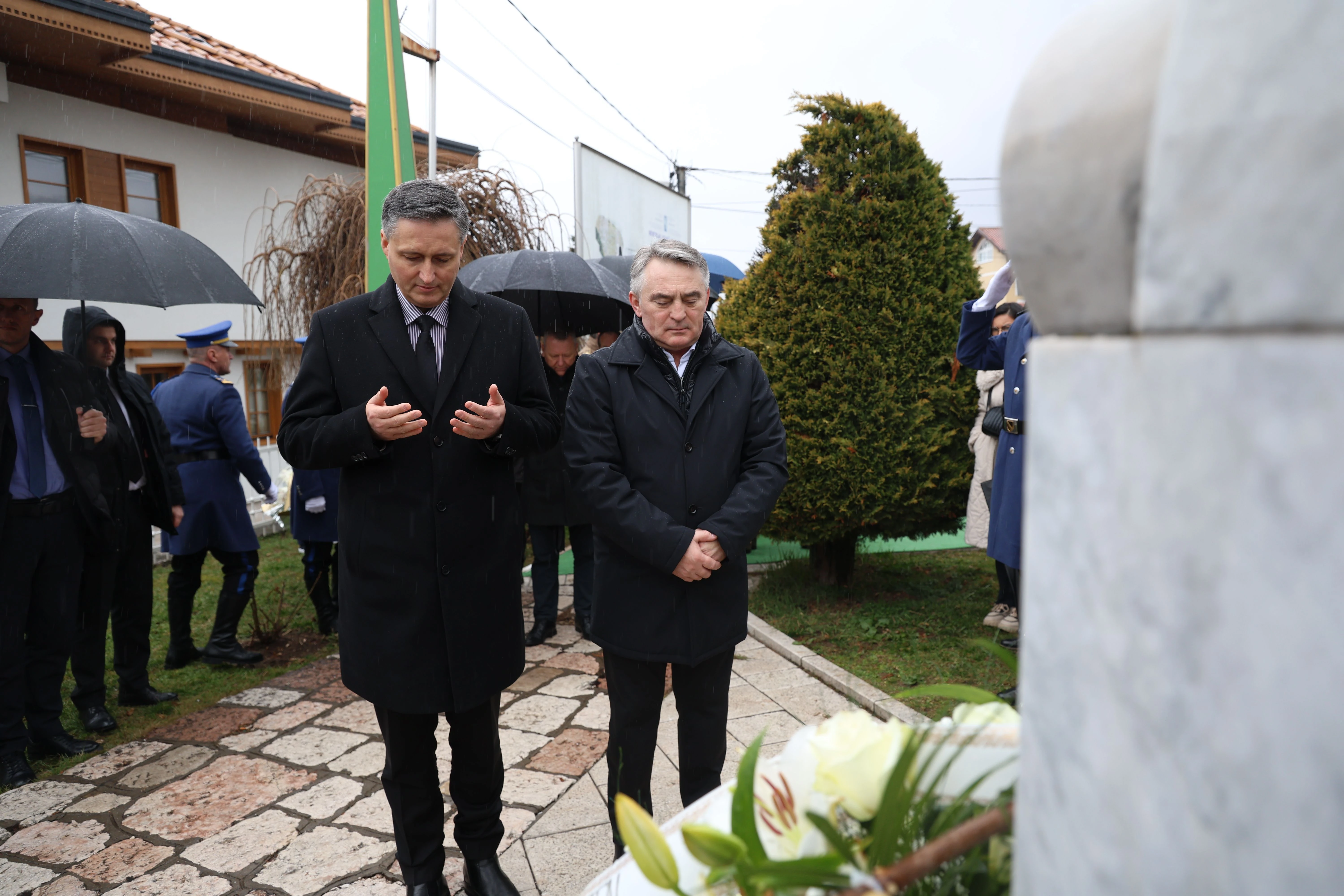 Bećirović: ''Našu državu ćemo branit svim raspoloživim sredstvima"