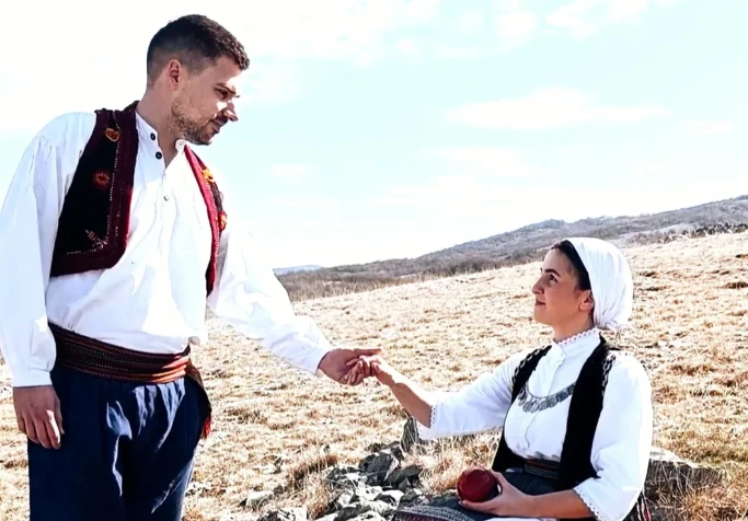 Stine – Čuvari tradicije kroz pjesmu i vizualne prikaze