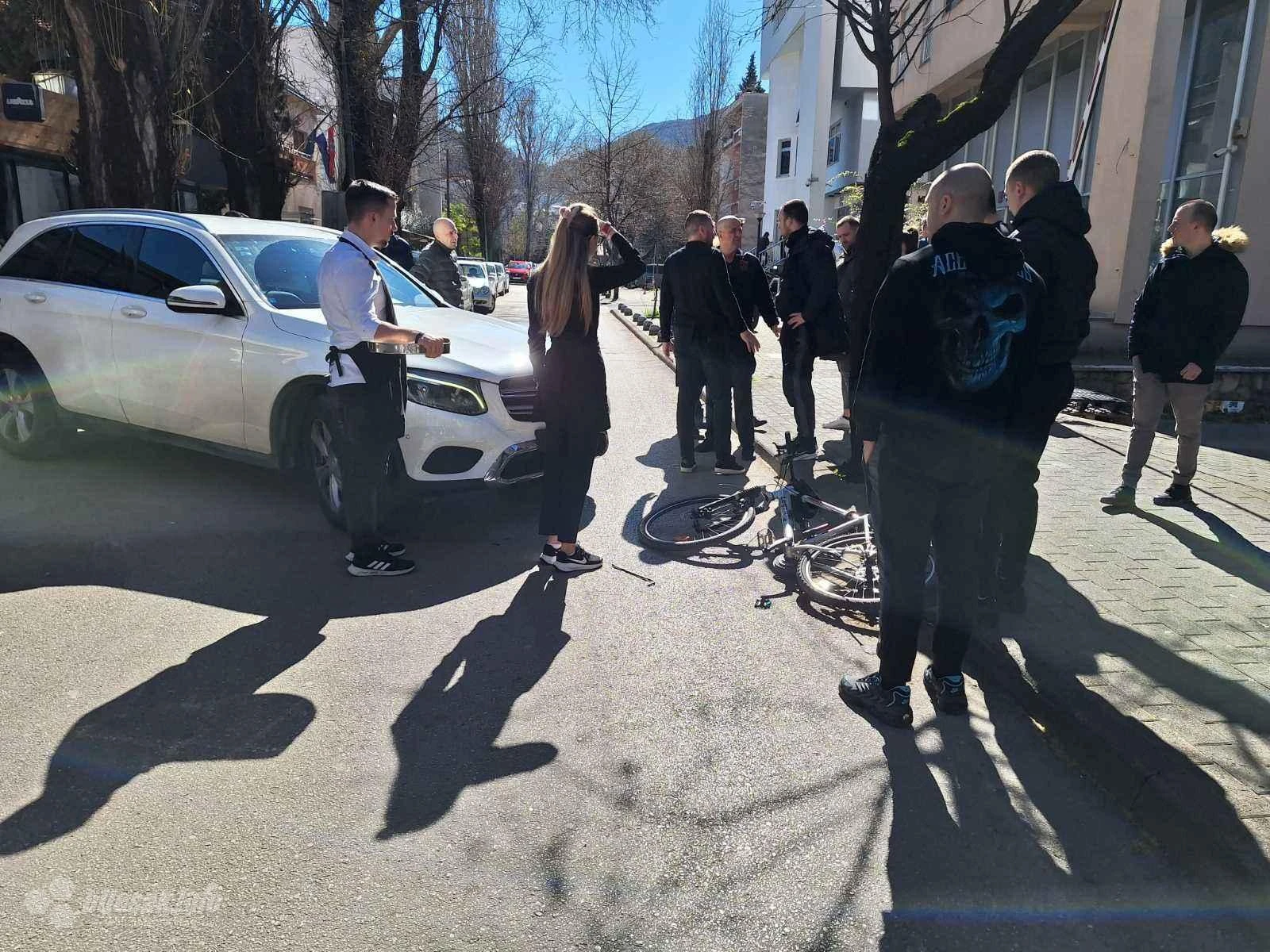 Mostar: Prometna nesreća vozača automobila i bicikliste
