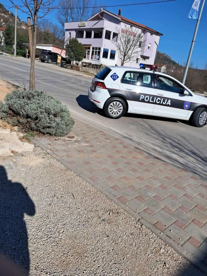 Tri osobe ozlijeđene u prometnoj nesreći u Ljubuškom