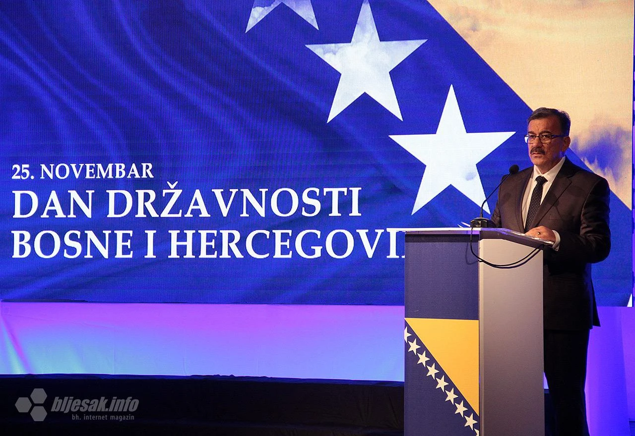 Miro Lazović: "Dodik je izvršio klasični državni udar"